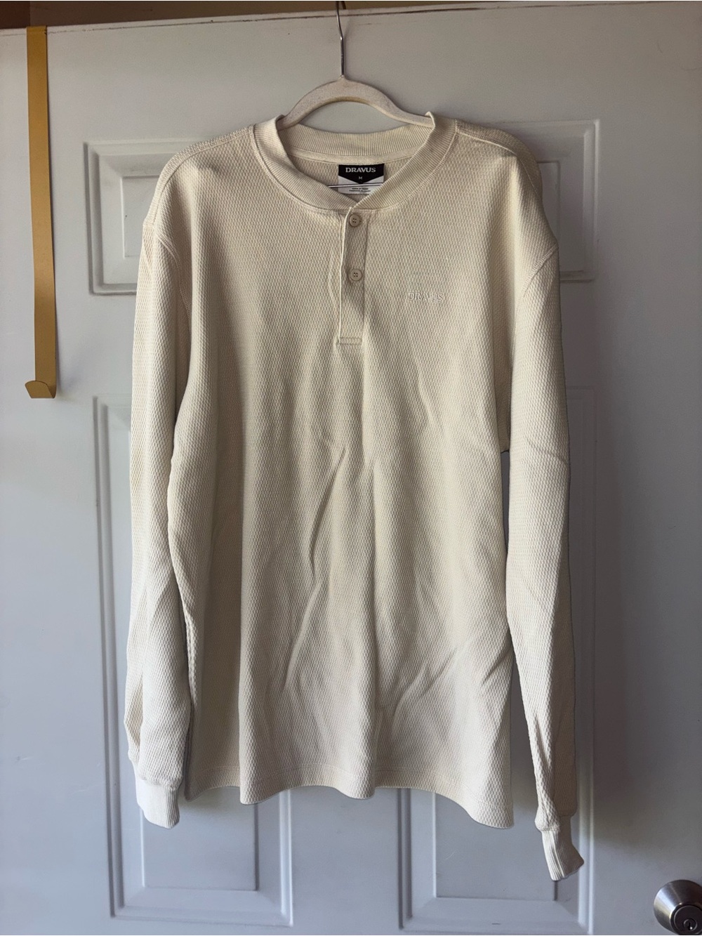 Dravus ecru Henley pullover shirt size M